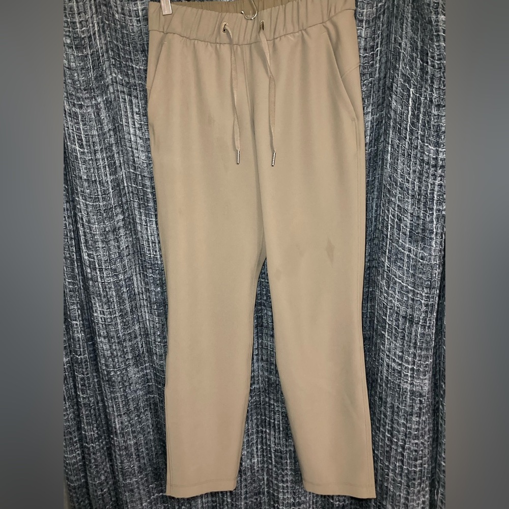 Lululemon Womens Tan Pants